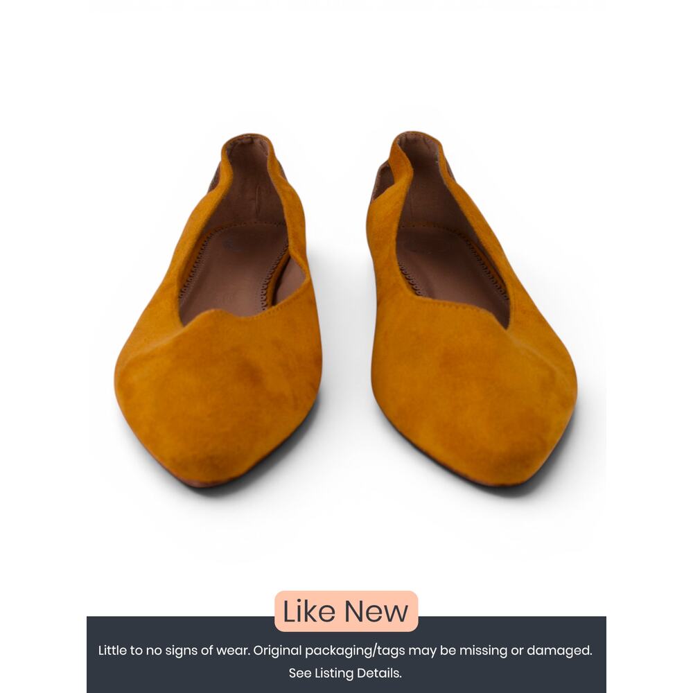 Journee Collection Mustard Pointed Toe Flats Women's Size 8.5